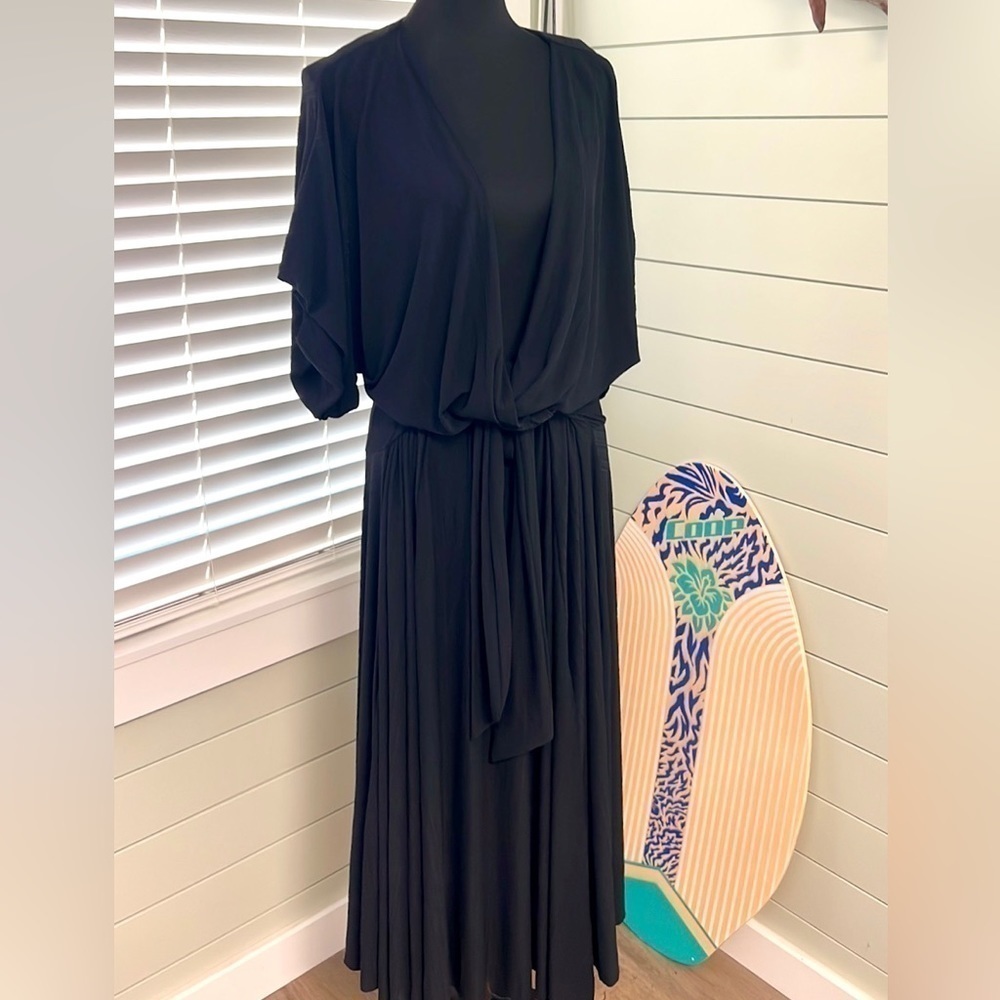 🔥Free People,FP Beach,Kauai black wrap, Gorgeous oversized Dress,Size Med. - Picture 13 of 14